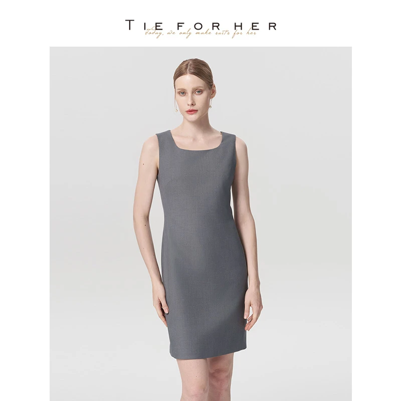 TieForHer 暮云灰简约时尚优雅修身垂坠感舒适百搭背心裙