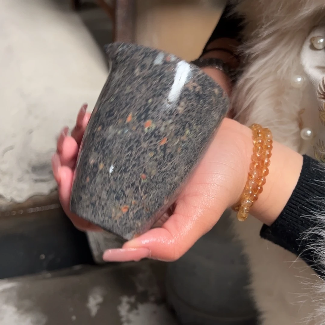 遇壶堂安山玉瑕疵壶