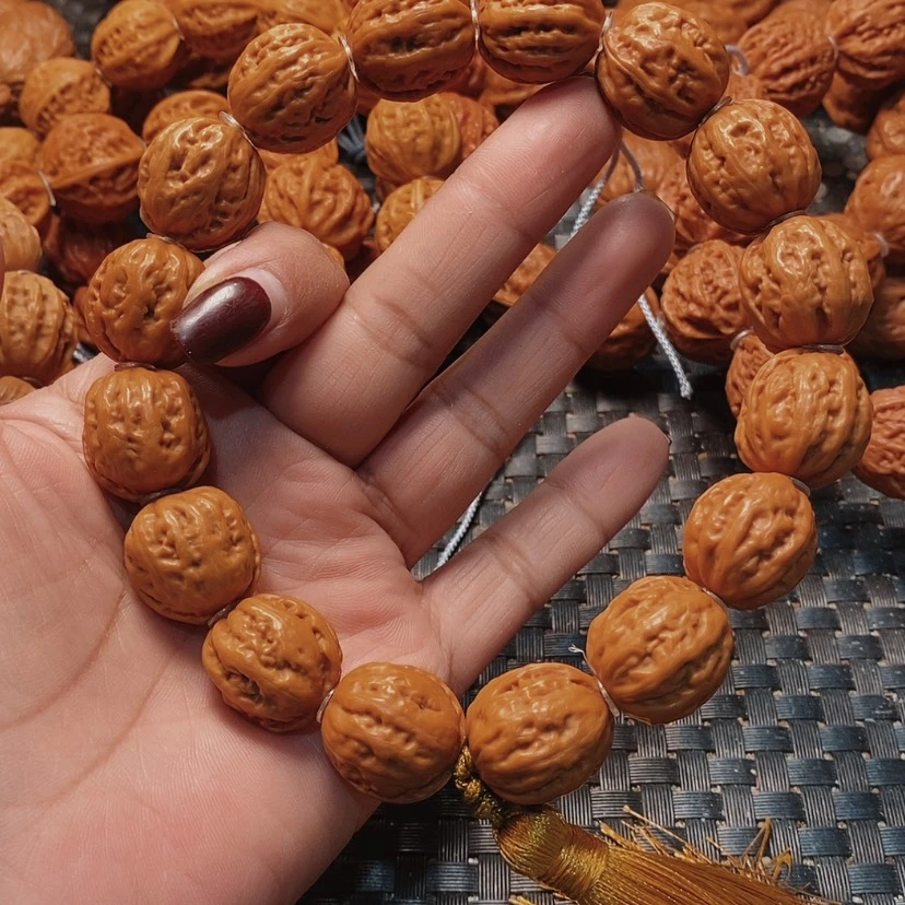 【闪购商品】文玩核桃吊坠京八棱