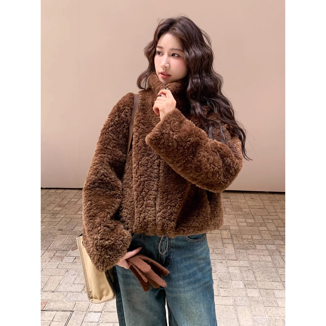 .蓬松柔软棕色小立领绒毛短外套女2025秋冬时髦范保暖休闲酷感外.