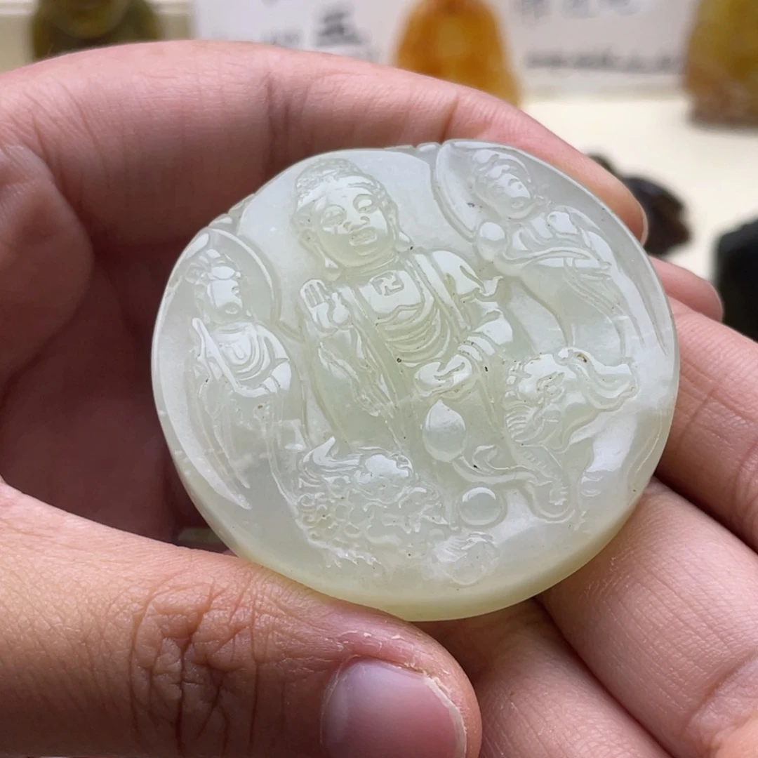未镶嵌蛇纹石玉颈饰43