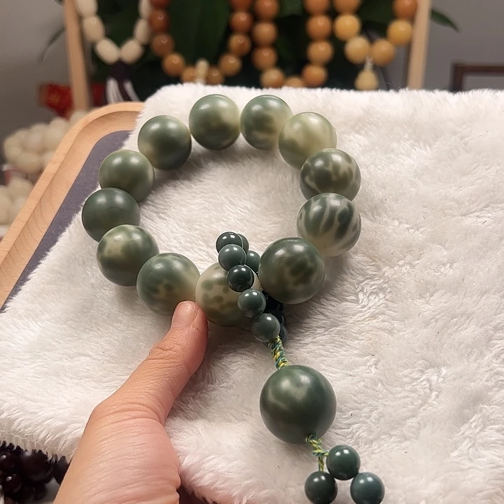 吊坠菩提根/象牙果卡25微瑕