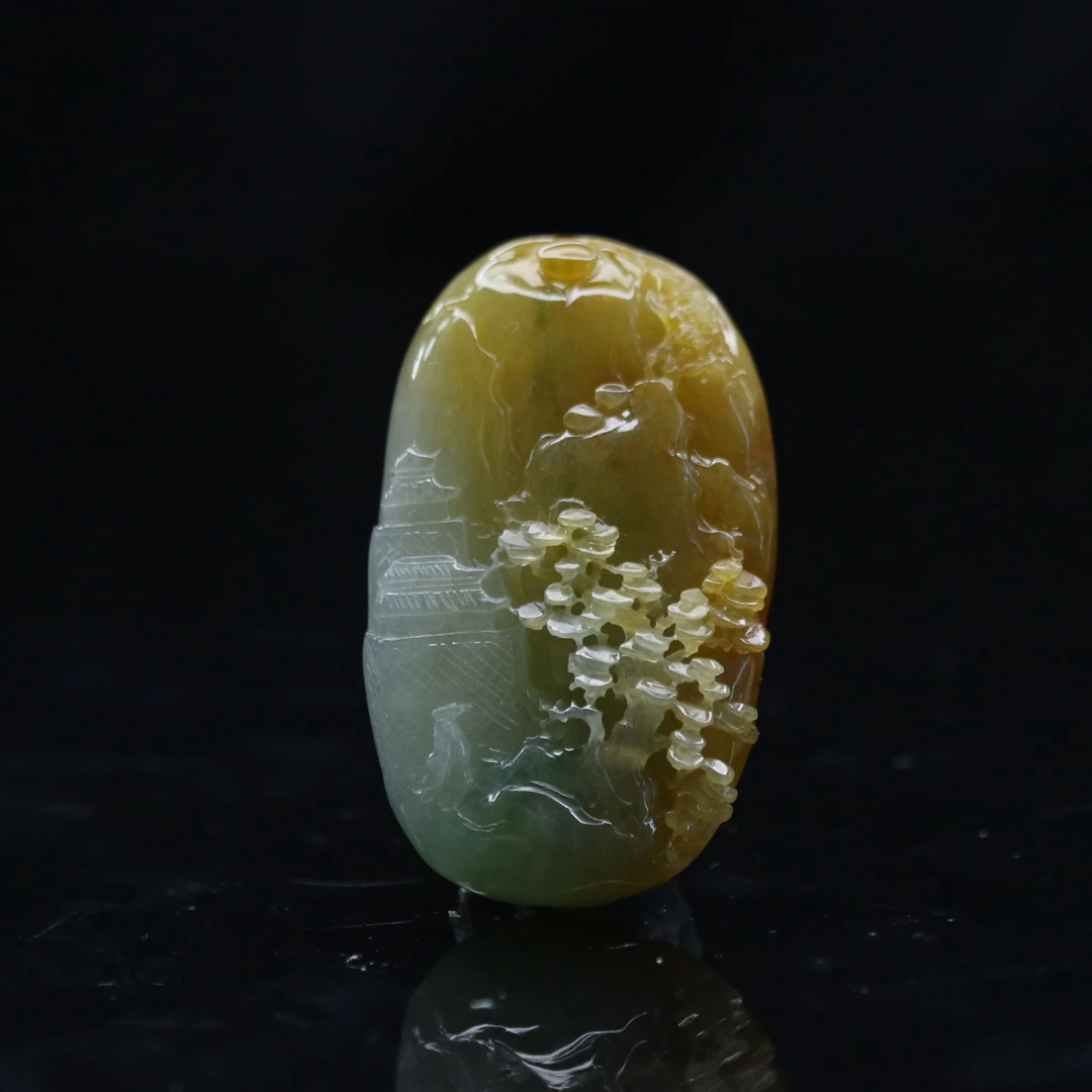 34天然缅甸翡翠A货黄加绿山水/600366/北京中保拍卖