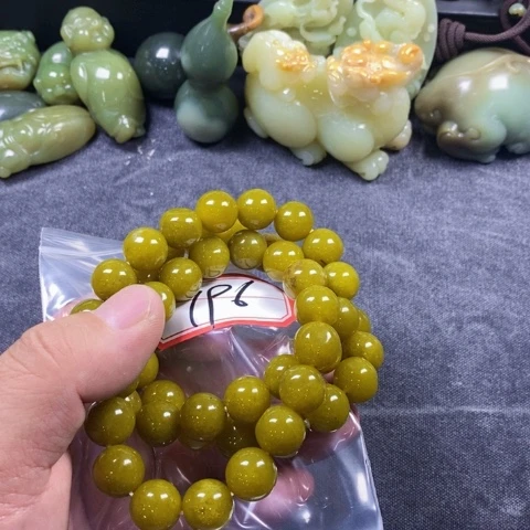 未镶嵌蛇纹石玉手链
