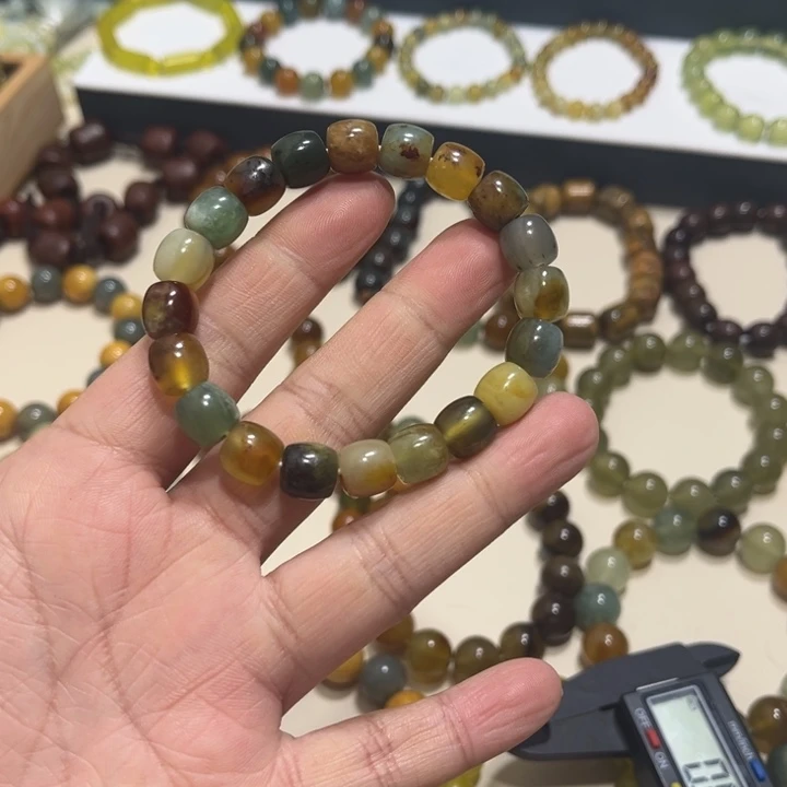 蛇纹石玉未镶嵌手链