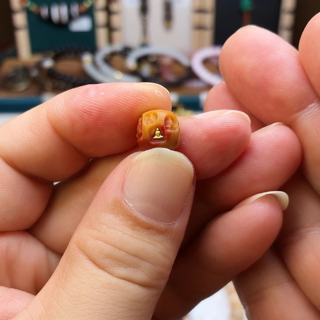 未镶嵌配珠玛瑙/玉髓2号万佛红10.3mm