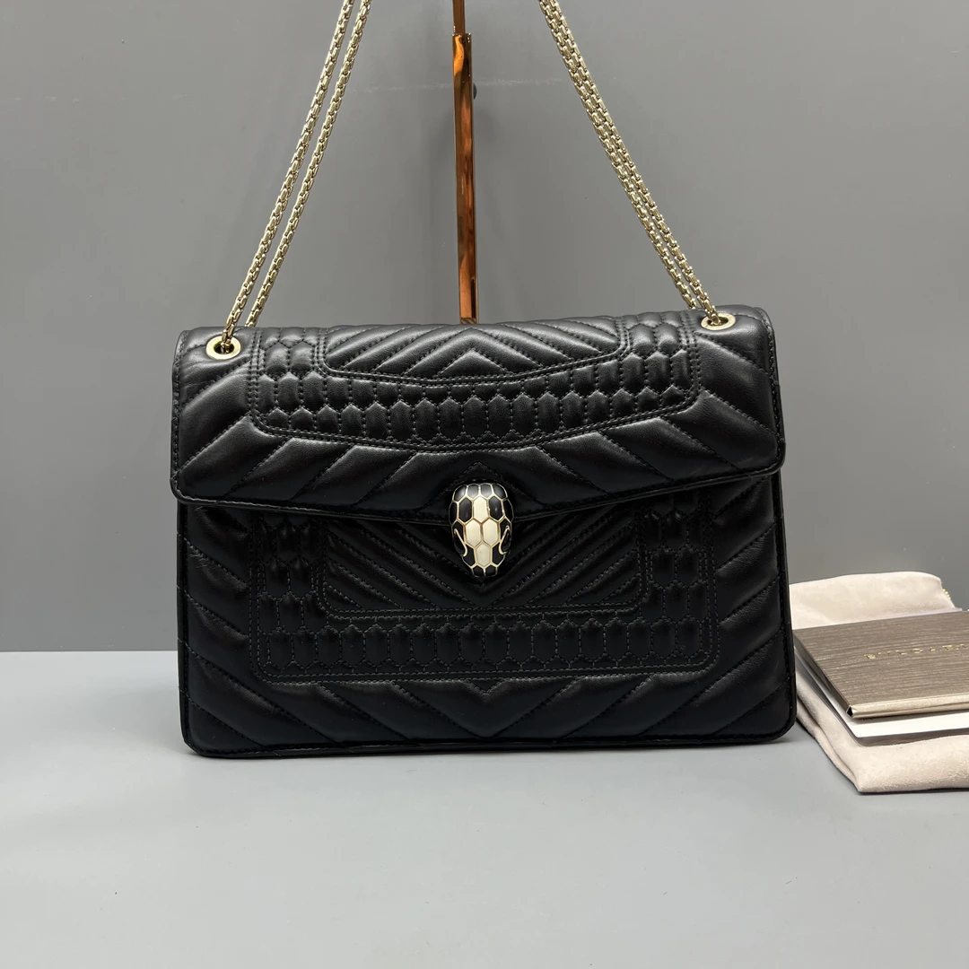 95新 BVLGARI/宝格丽 黑色Serpenti 蛇头包 尺寸27*18 SV16661