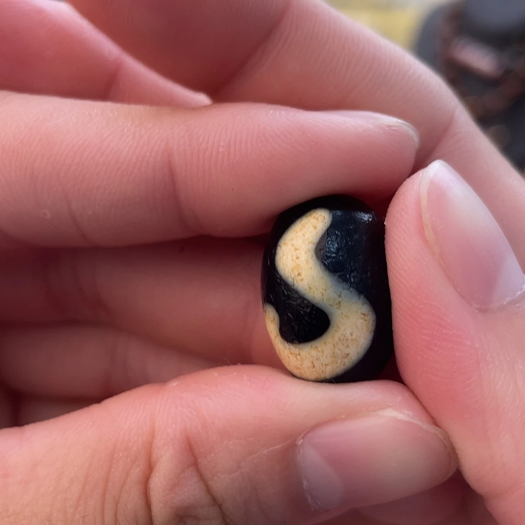 未镶嵌颈饰玛瑙/玉髓（覆膜）