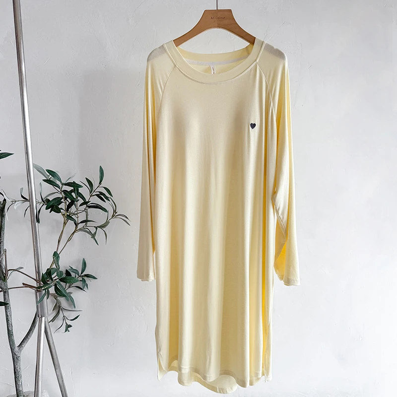 不规则长袖睡裙女款春秋季2025新款夏浅黄带胸垫性感纯欲爱心睡衣