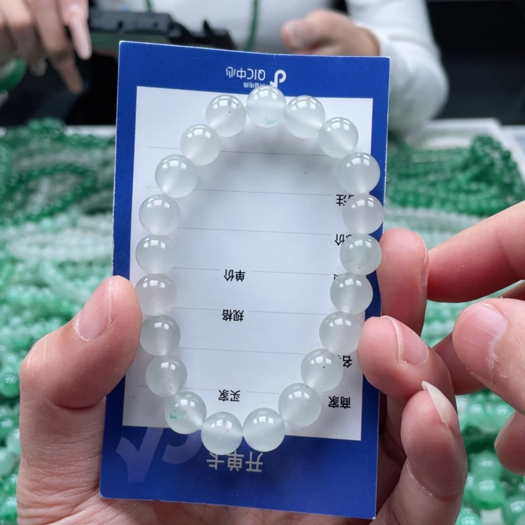 未镶嵌手串石英质玉（非洲翠）