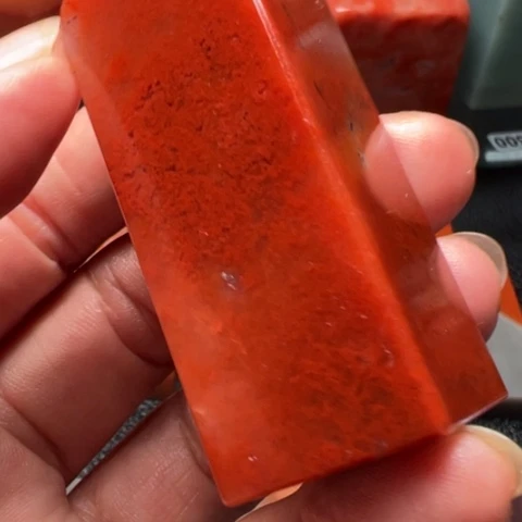 老挝石在我们的世界