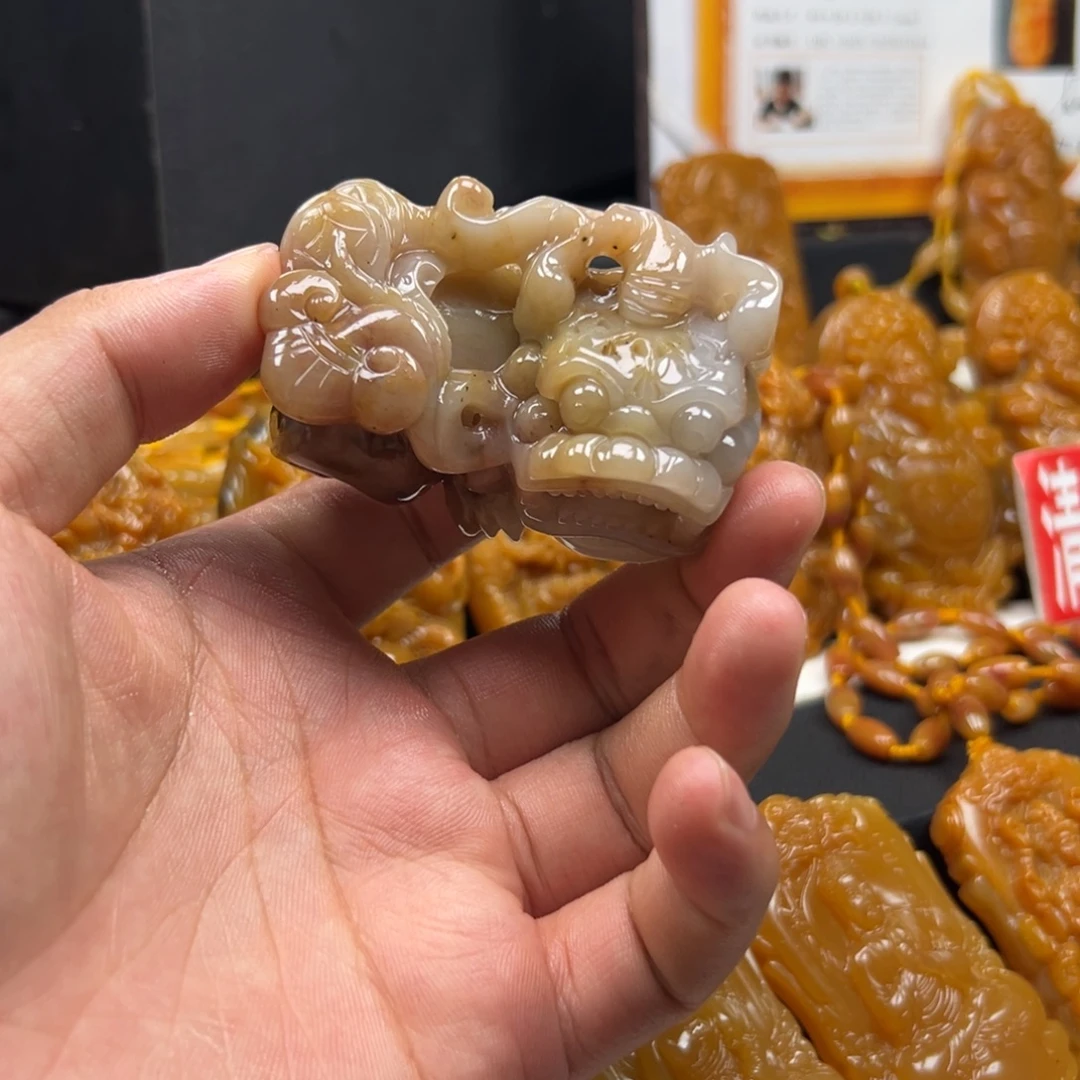 石英质玉（黄龙玉）未镶嵌多样性发货，发其一