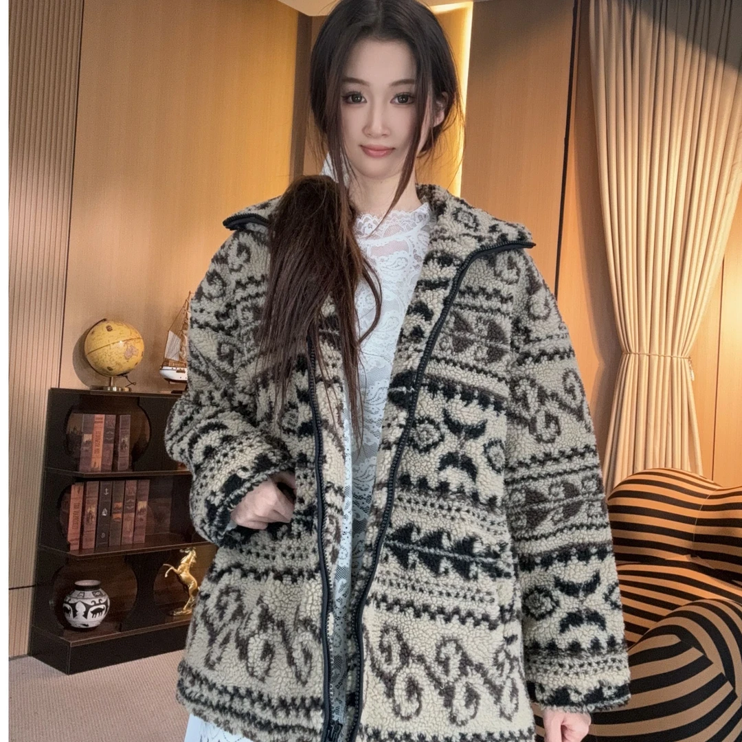 铂屋馆B56708秋冬复古民族风羊羔毛外套 宽松加厚保暖连帽毛绒