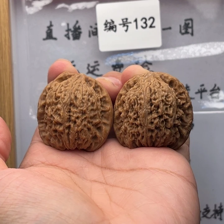 吊坠文玩核桃39尺涿鹿老树拉丝蚂蚁文