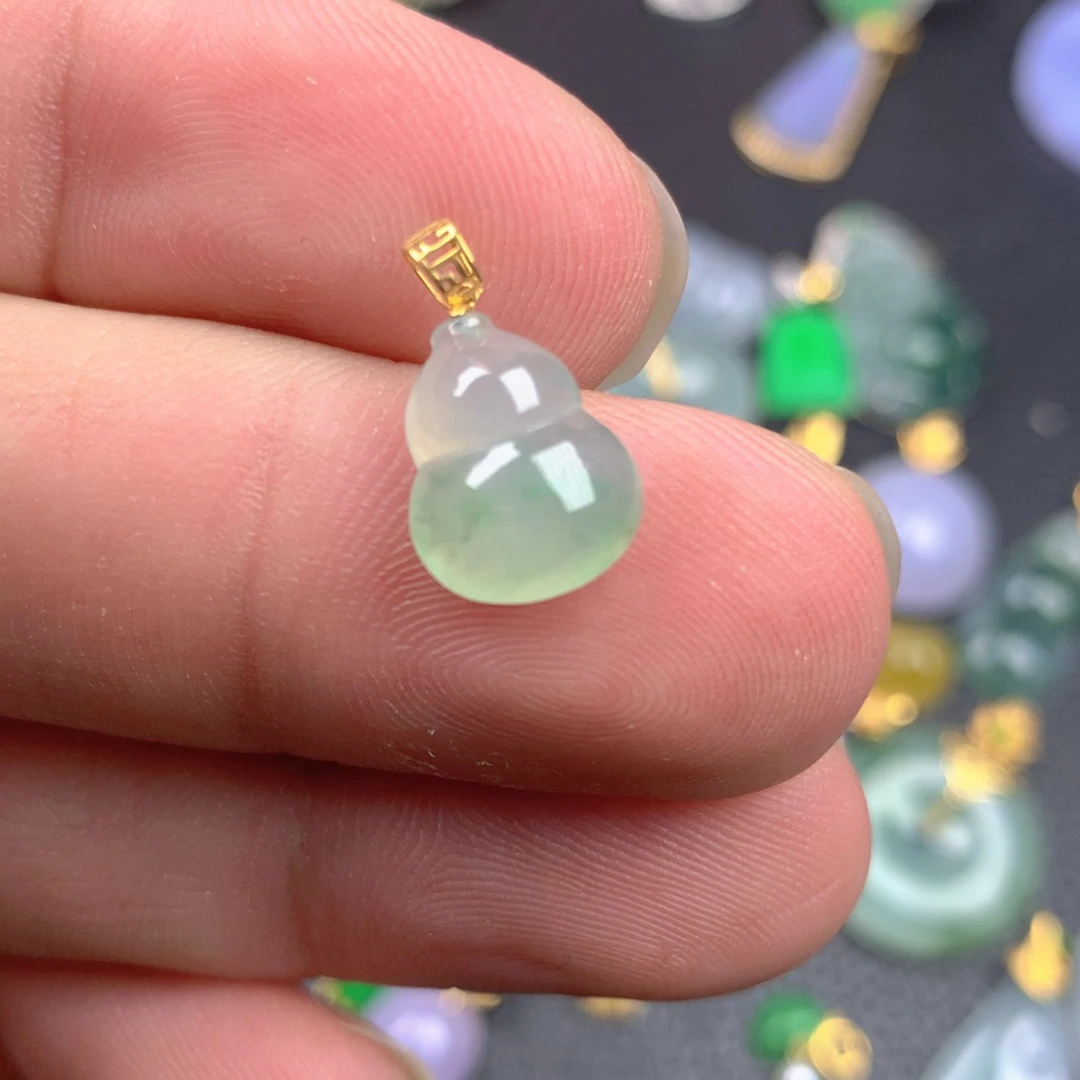 【闪购商品】翡翠18K金镶嵌颈饰翡翠