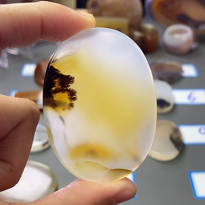 玛瑙/玉髓未镶嵌珠宝半成品184