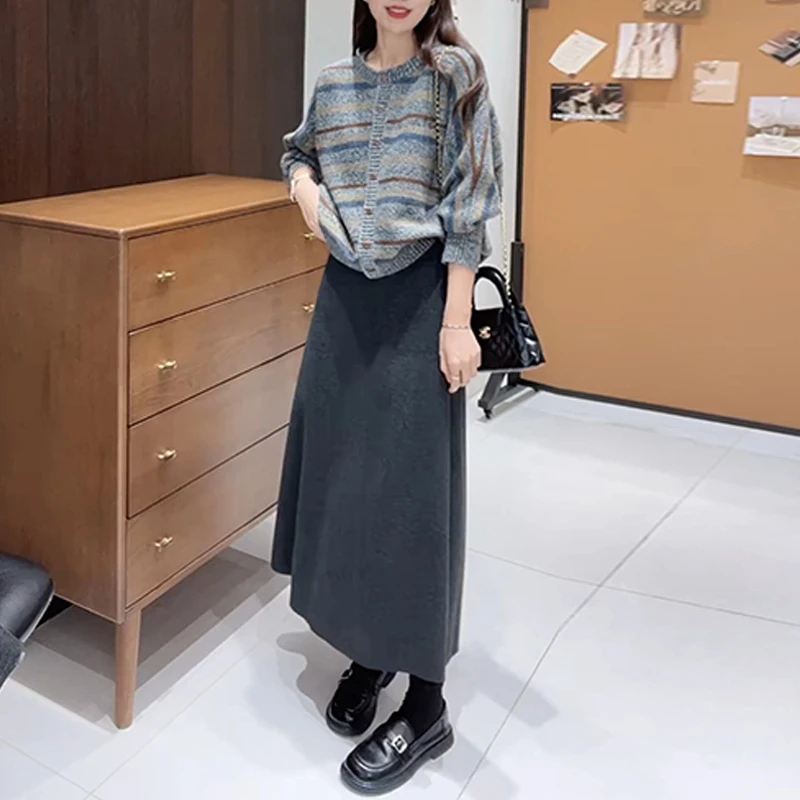 韩系条纹针织长袖+高腰半身裙显瘦两件套女2025秋季新款通勤套装