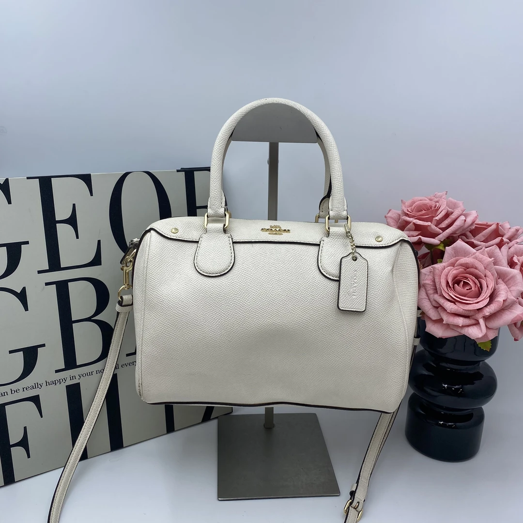 95新 COACH/蔻驰 18384 斜挎包