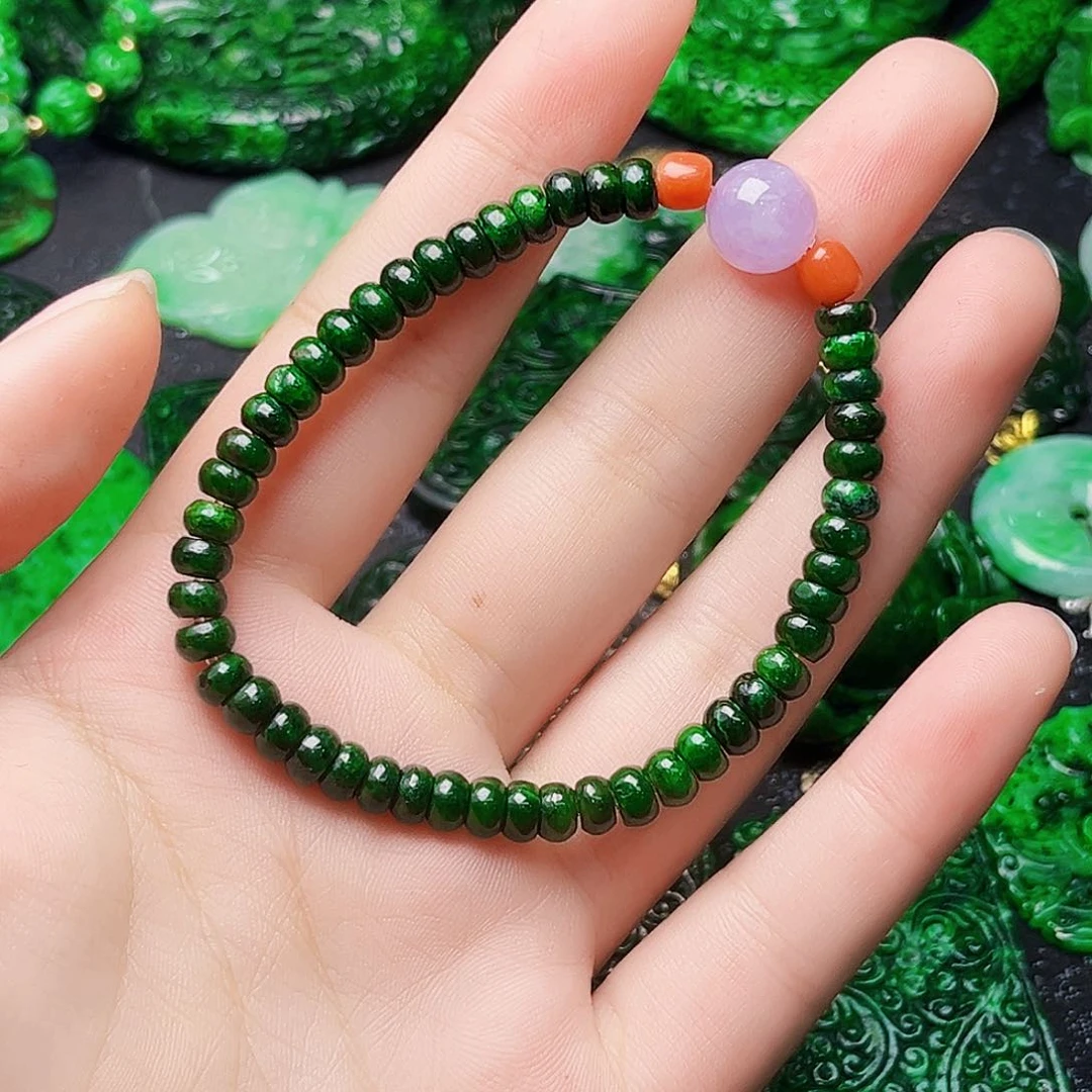 颈饰未镶嵌翡翠多样性