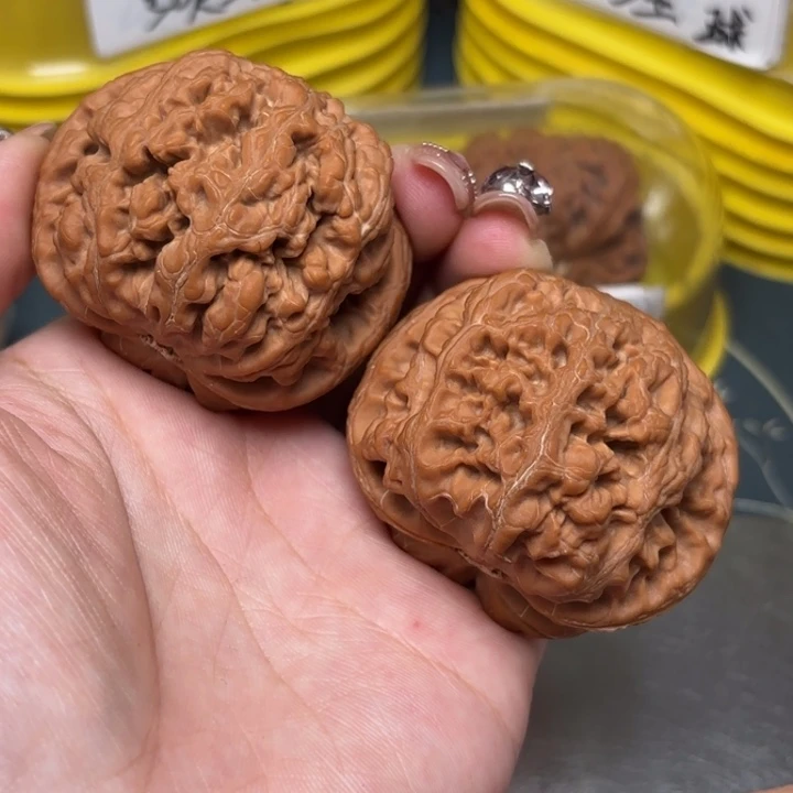 d***r文玩核桃吊坠50-33031-02