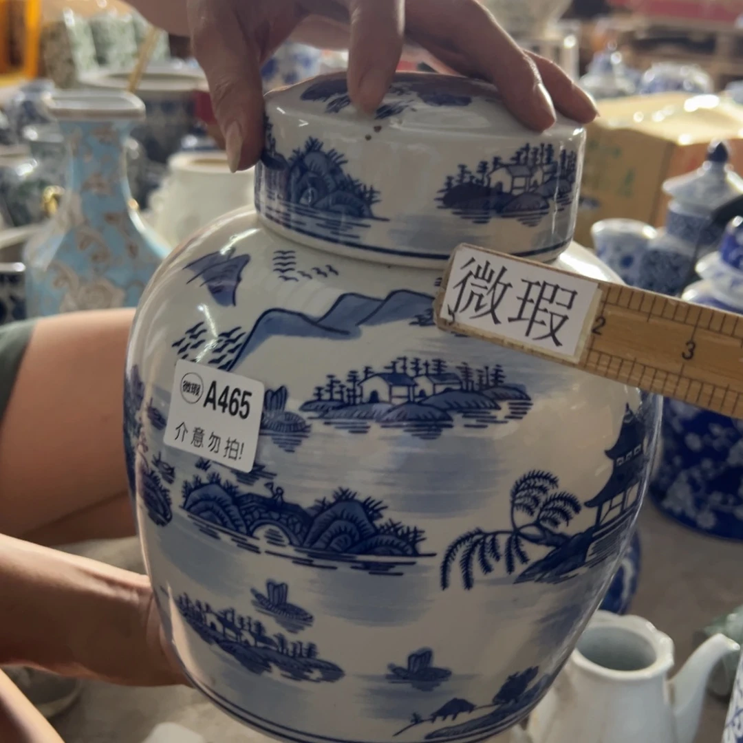 微瑕青花瓷器值得厚爱