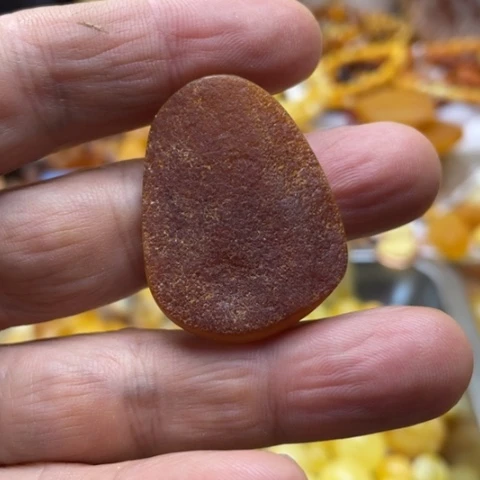 手串植物珀未镶嵌吊坠