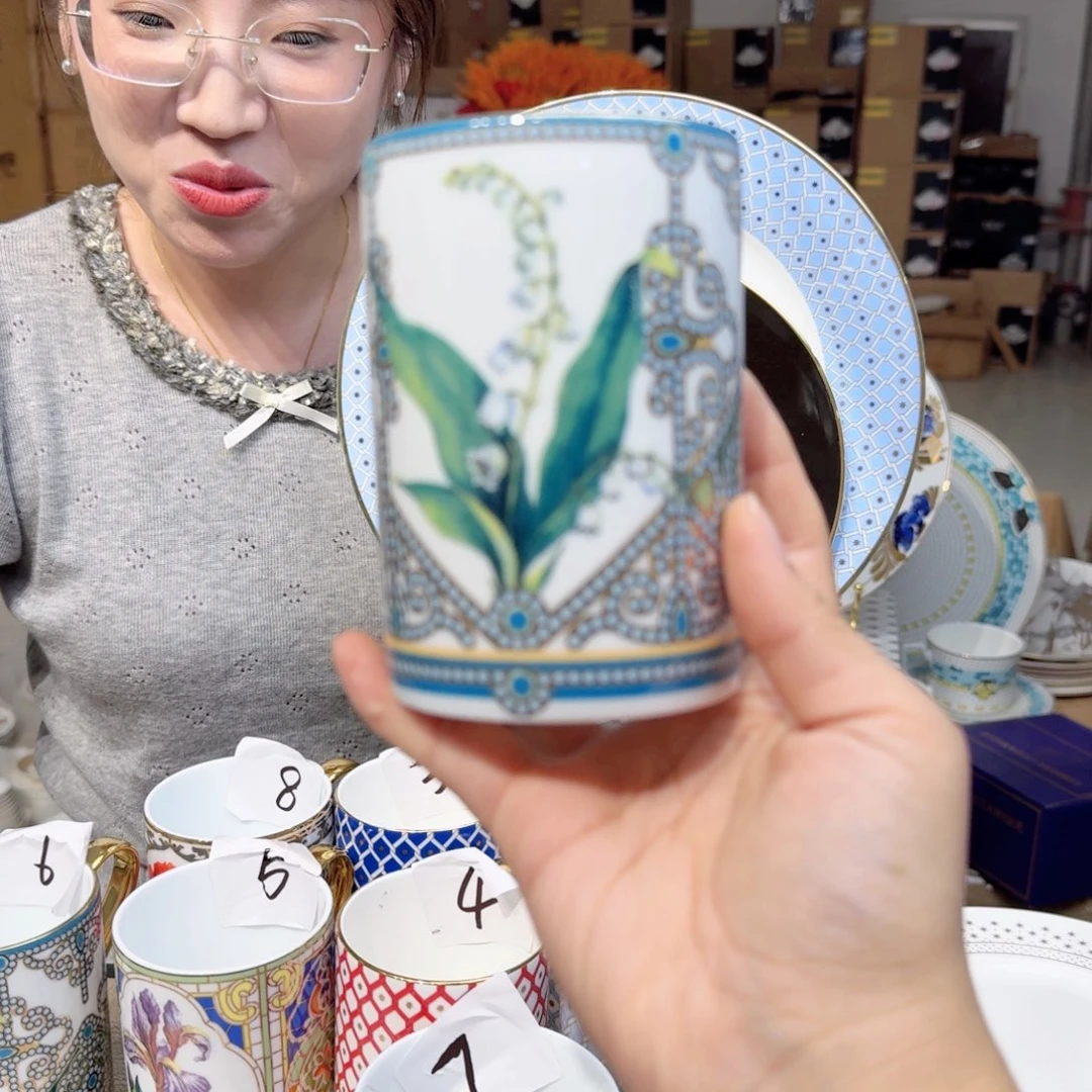 丫***丫骨瓷马克杯370ml一个外贸骨瓷