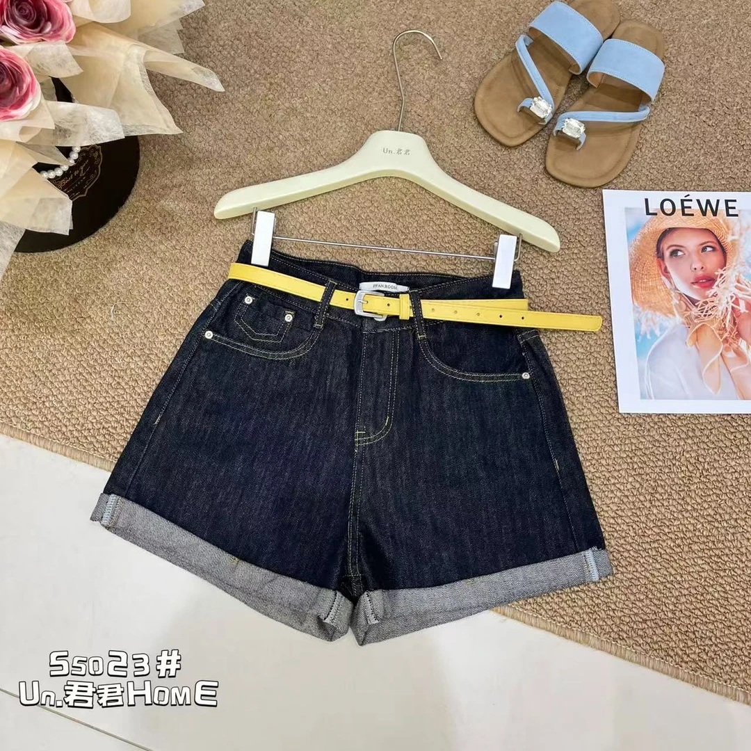 君君家【黄皮带】55023高腰显瘦简约百搭微弹力折边牛仔短裤