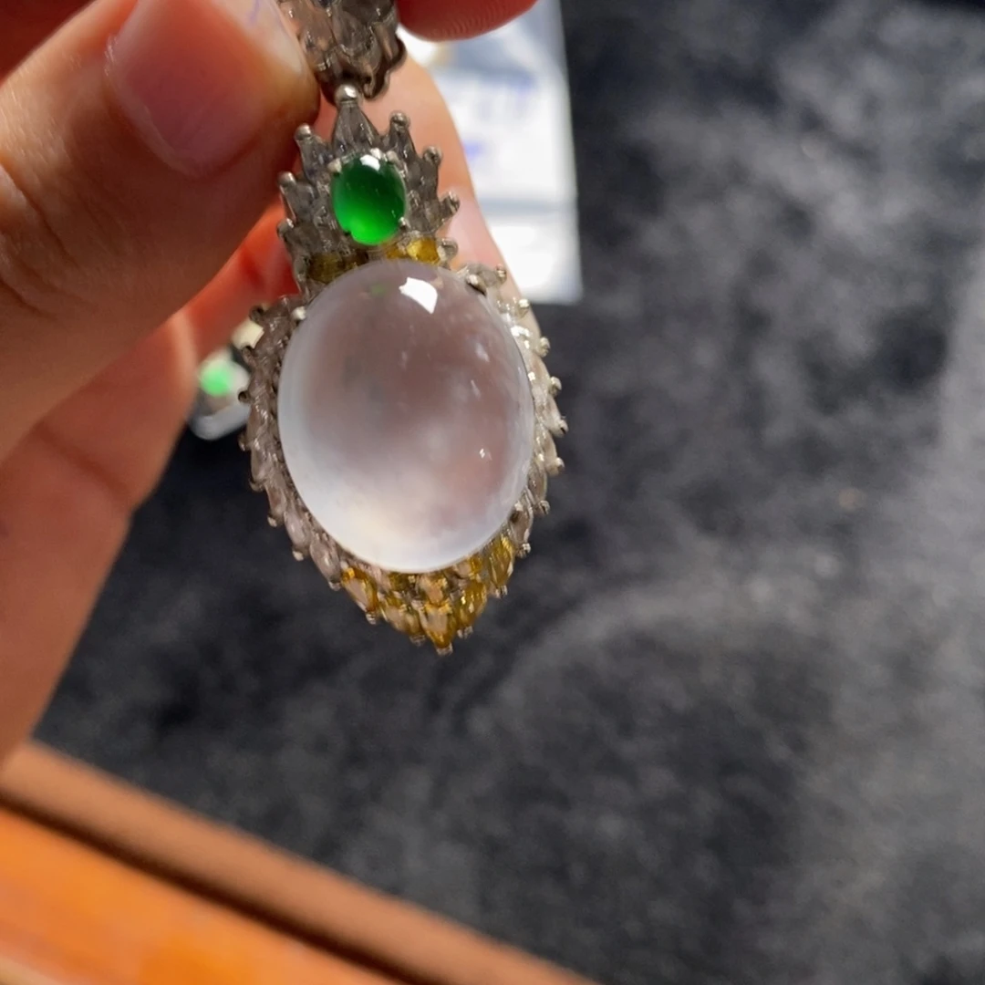 定制翡翠未镶嵌苏*翡翠