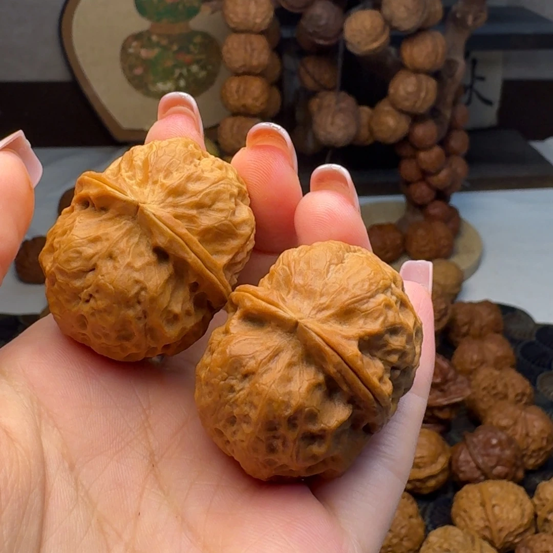 把件文玩核桃玉石元宝39.4