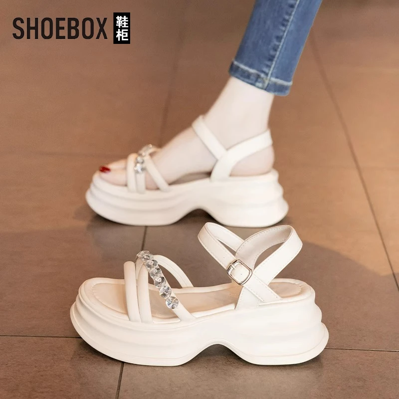 达芙妮集团旗下小个子增高凉鞋女夏时尚高级感2025新款百搭罗马鞋