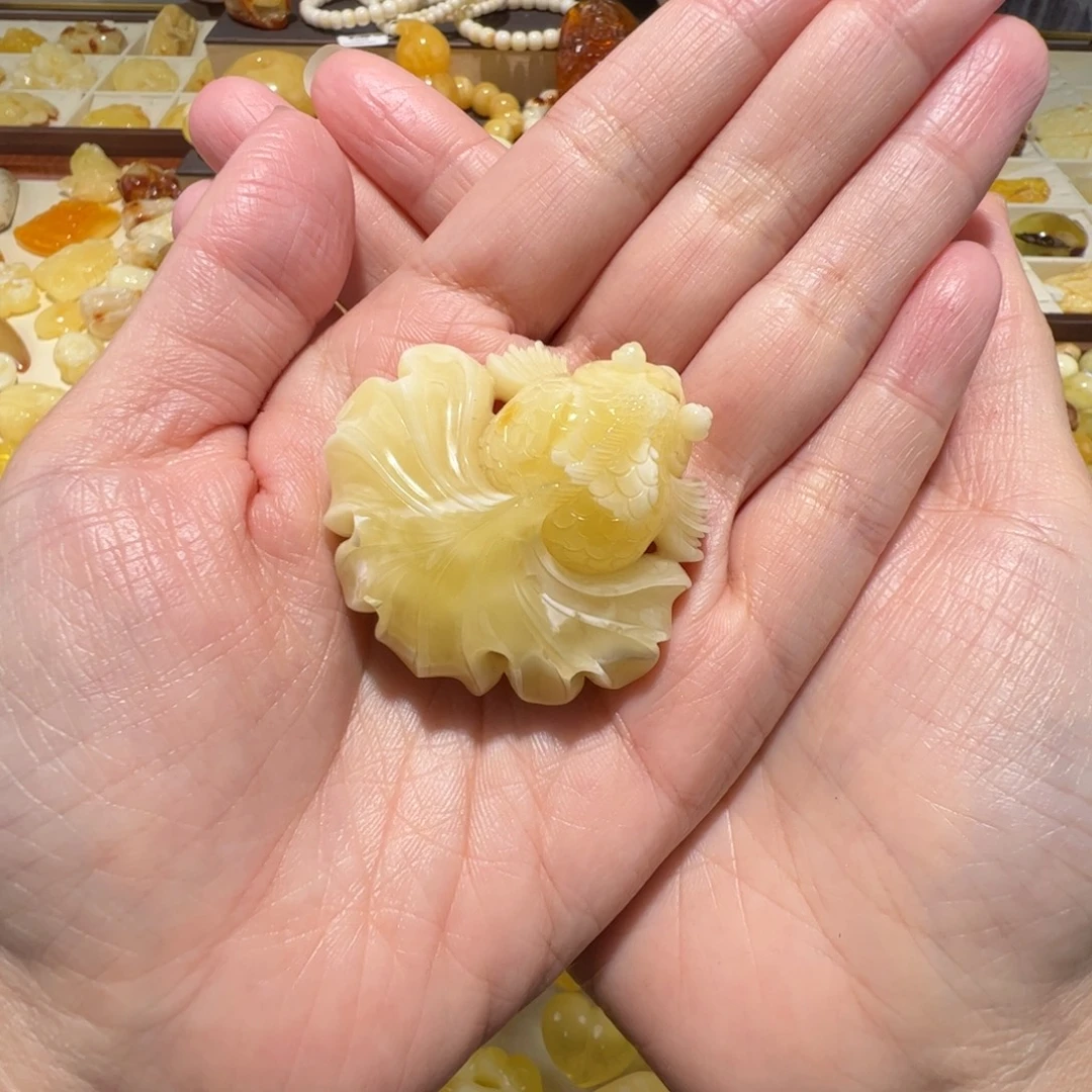 琥珀未镶嵌裸石蜜蜡