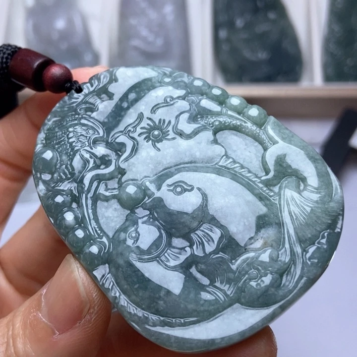 翡翠未镶嵌挂件翡翠