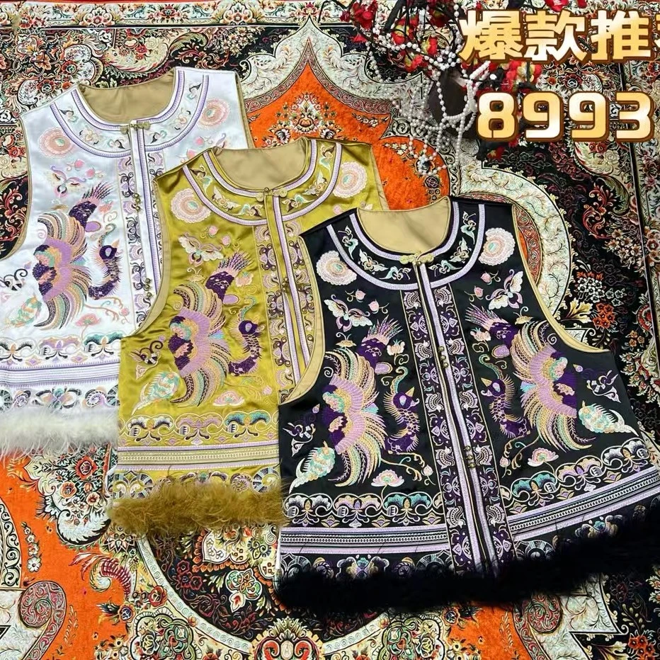 得得马羽毛拼接夹四季通用圆领盘扣民族风常规款重工刺绣