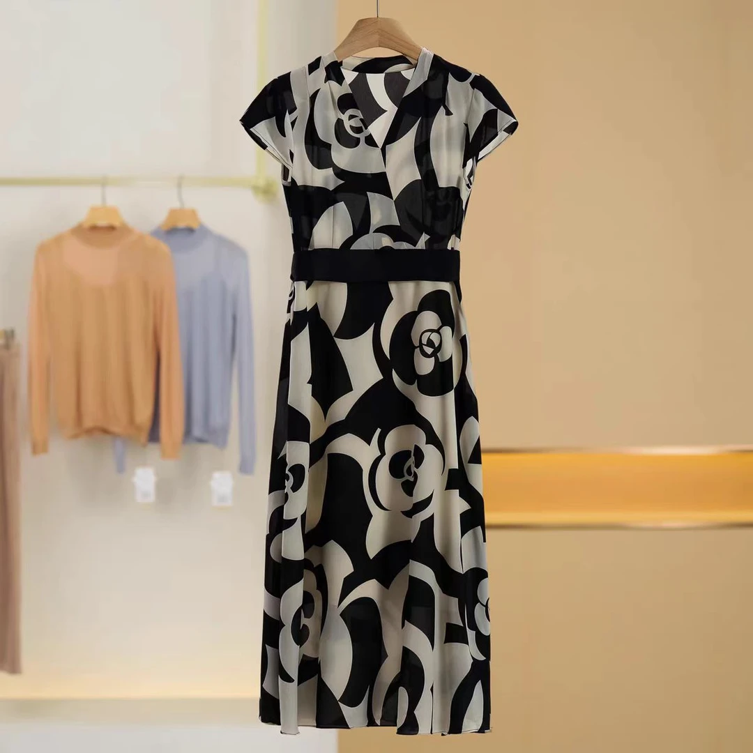C102【专属】新款法式V领印花显瘦连衣裙 RS-ZXY25BL097