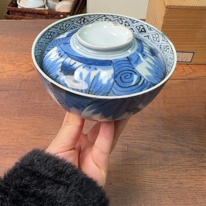 一个陶瓷物件哈哈哈哈