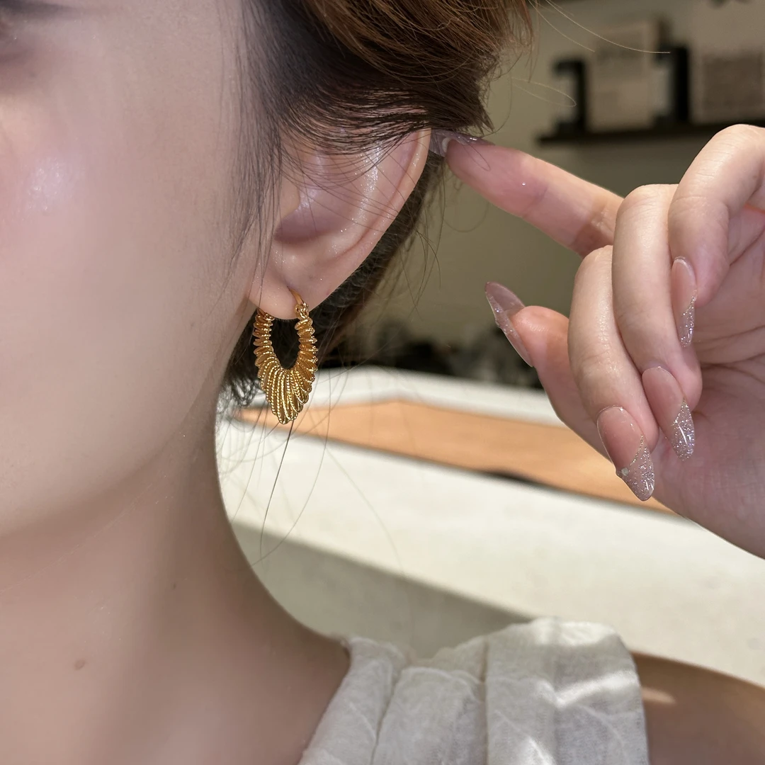 复古小众冷淡风气质螺旋镂空圈圈耳环设计感耳饰A-82