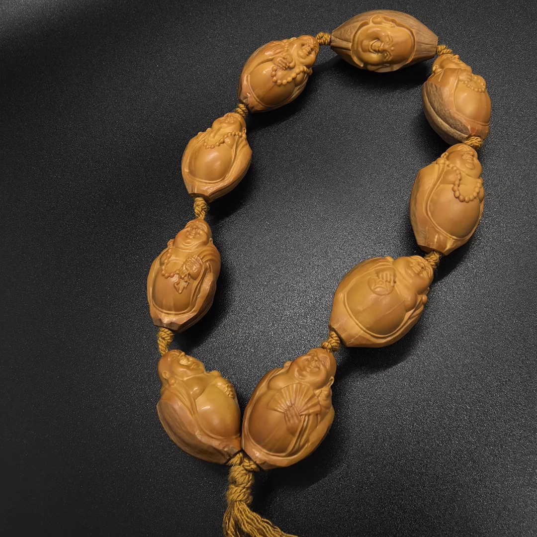 黄金果王核 包衣弥勒橄榄核雕