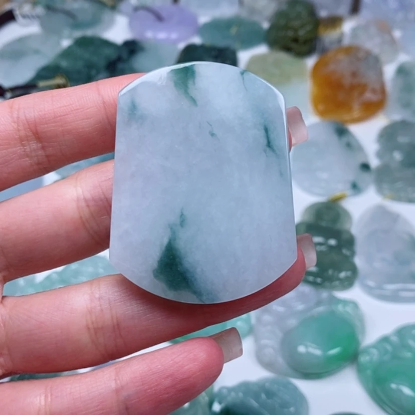 【闪购商品】颈饰未镶嵌翡翠