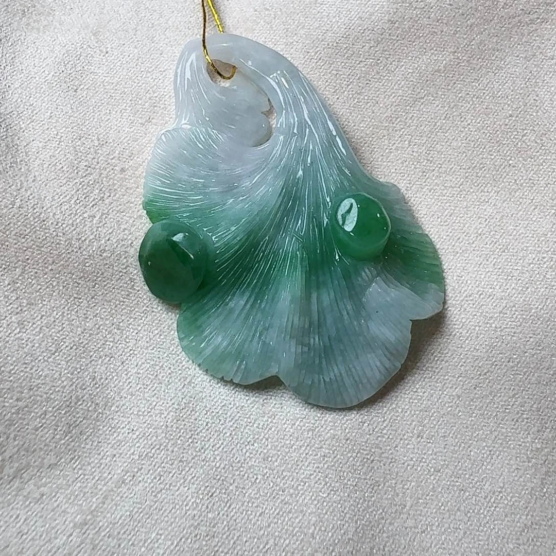 颈饰未镶嵌翡翠吊坠