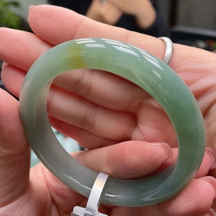 未镶嵌手镯翡翠55