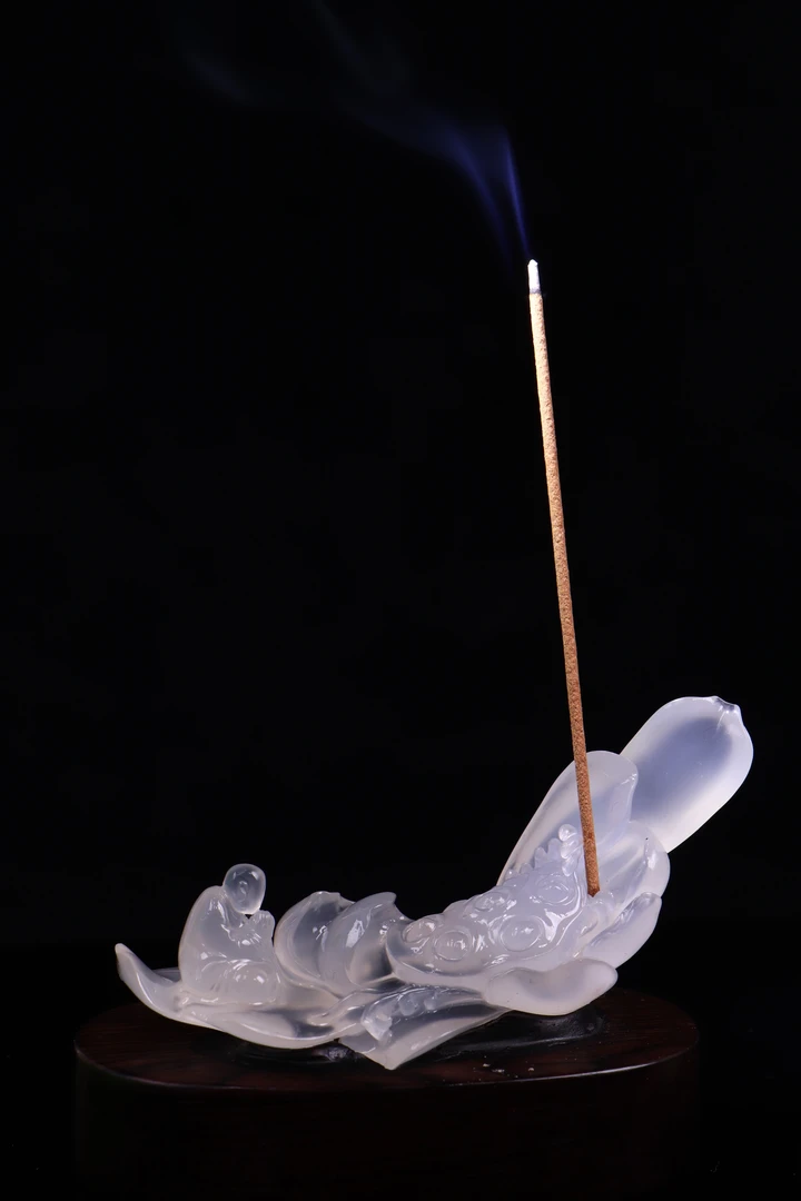 寿山石水晶冻8.9-3-2cm 一念花开。禅意摆件，香插