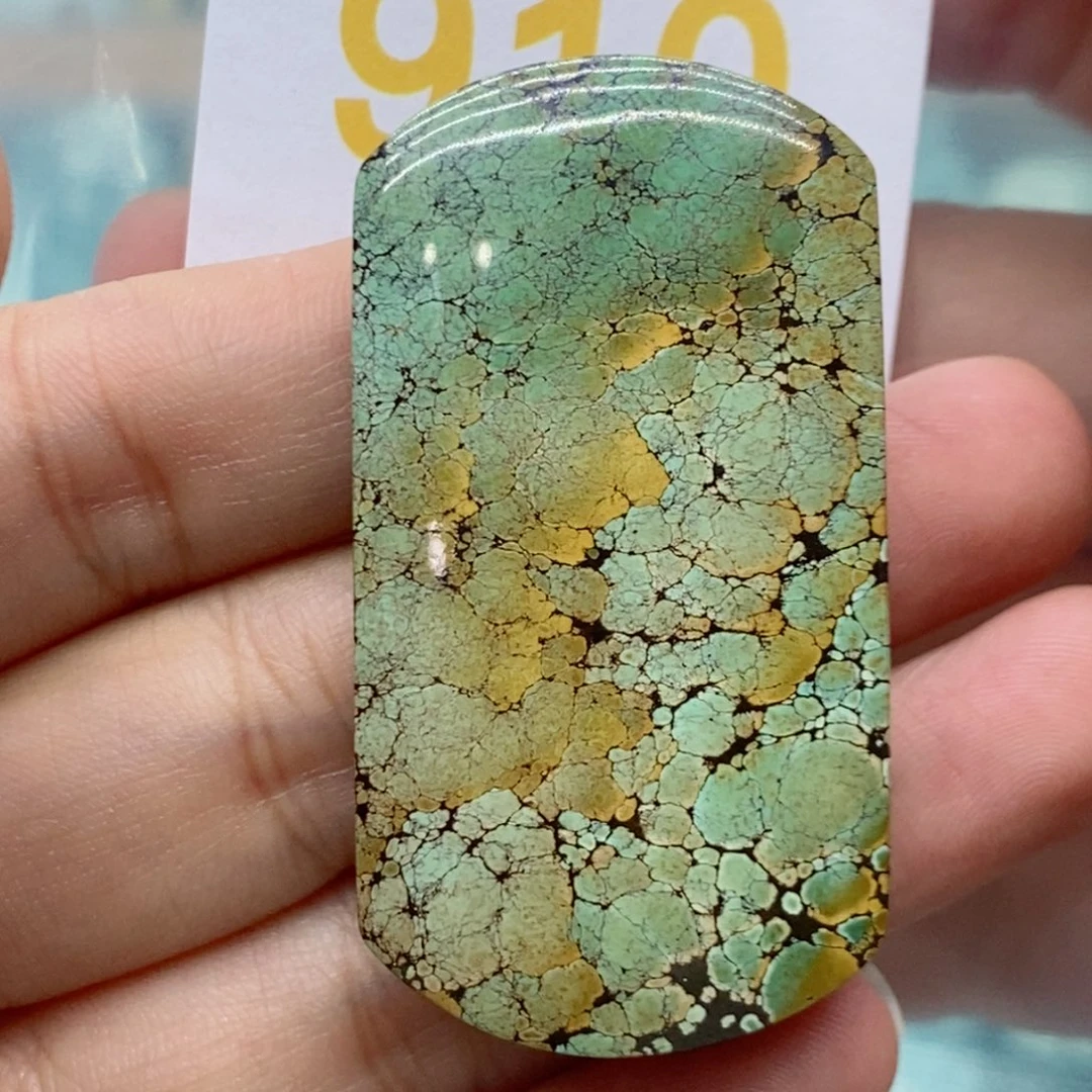 小***包绿松石未镶嵌珠宝奇石