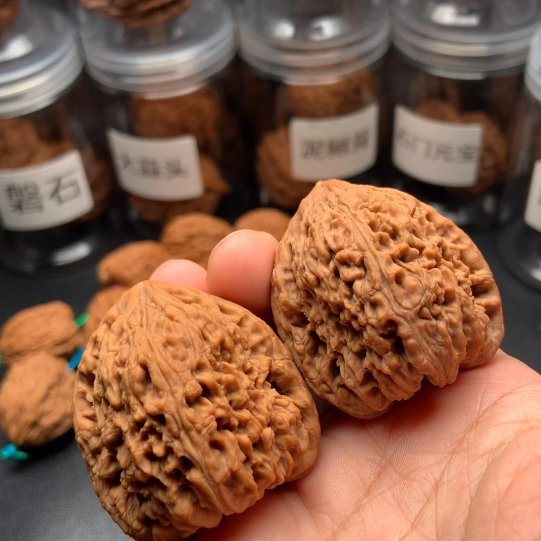 吊坠文玩核桃凹底南疆石38➕