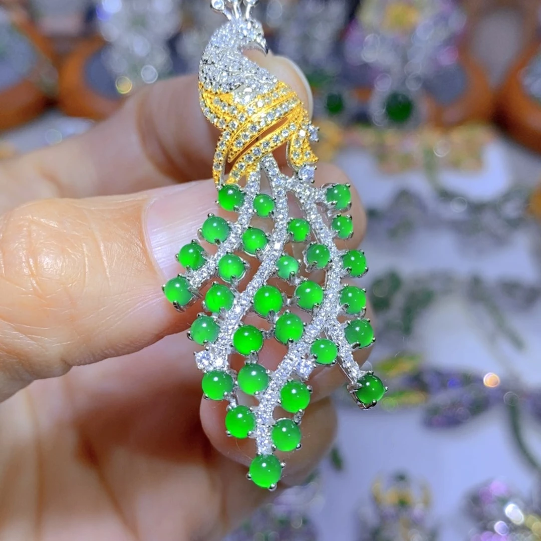 翡翠颈饰银S925镶嵌天然翡翠