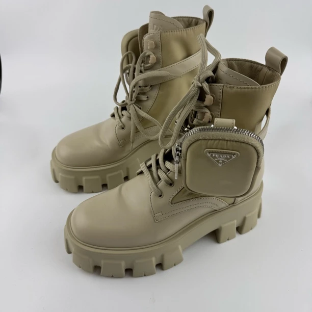 99新 Prada/普拉达 Monolith皮革圆头系带短靴米灰37.5码/3355