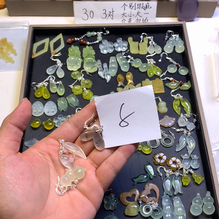 天****蛇纹石玉合金发饰