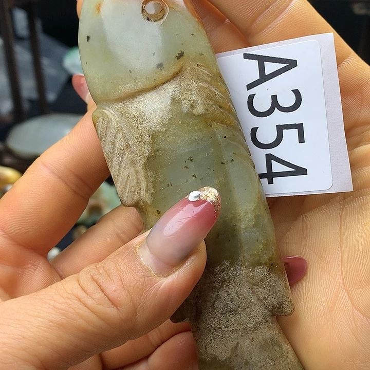 和田玉未镶嵌车挂