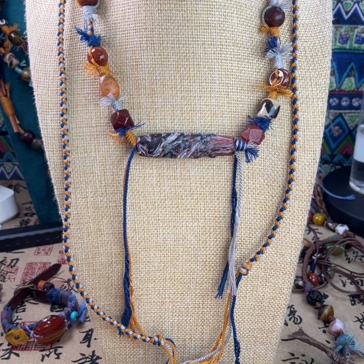 玛瑙/玉髓未镶嵌颈饰