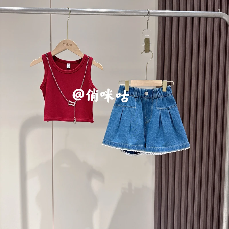 俏咪咕女童套装夏季新款韩版时髦项链背心刺绣蘑菇短裤两件套